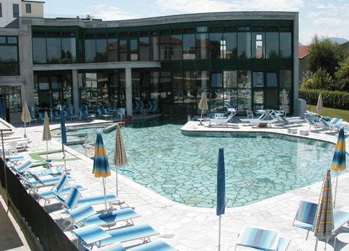 Hotel Terme Atlantic - Piscina Interna ed Esterna Abano Terme PD-Italia Bottega Moderna